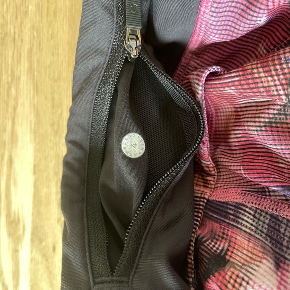 Lululemon Run Times Short II in Sun Dazed Multi Pink size 4 - Picture 10 of 10